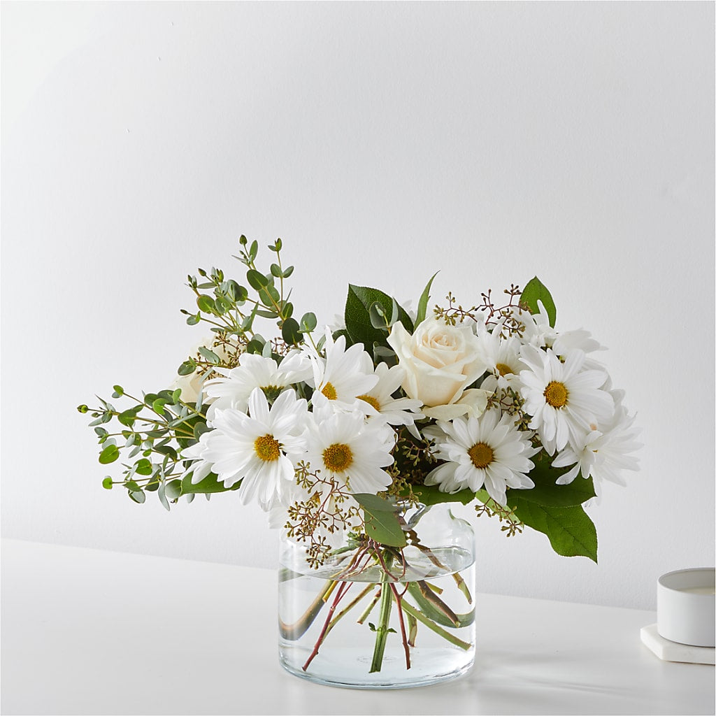 Fresh Linen Bouquet – Talia Flowers, Ottawa ON