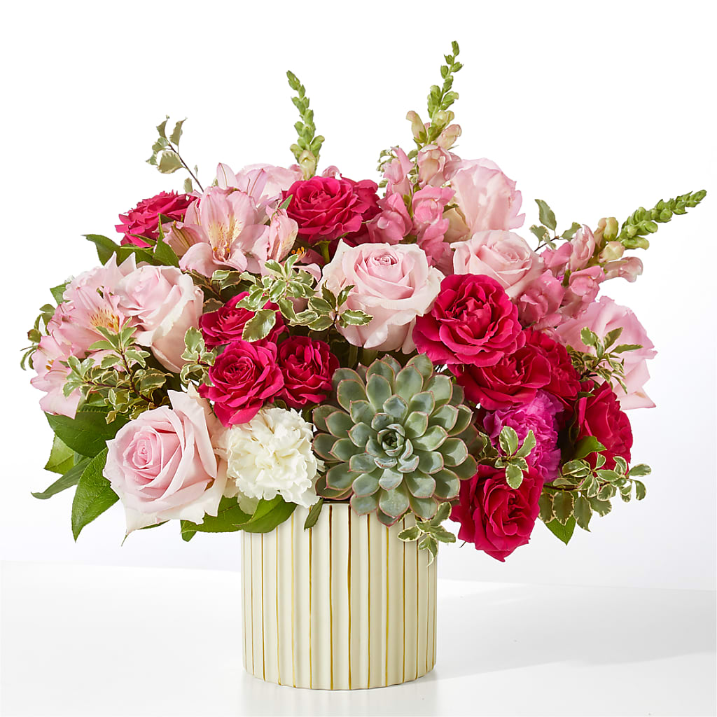 Magenta Musings Bouquet – Talia Flowers, Ottawa ON