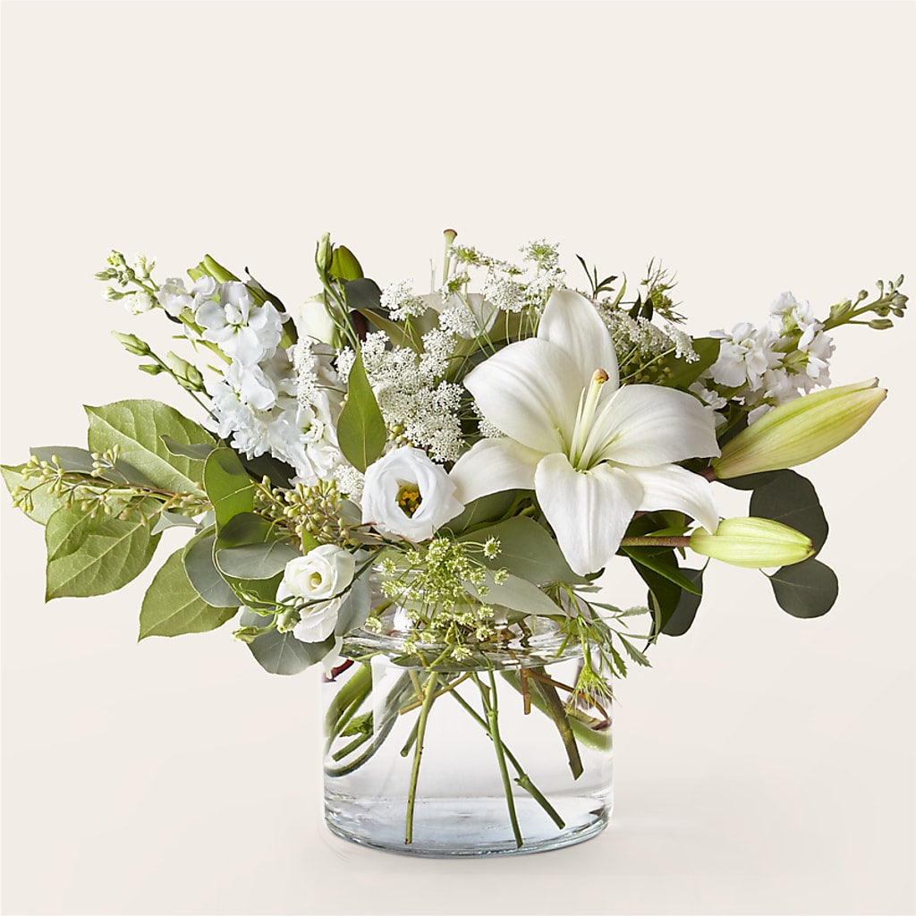 Alluring Elegance Bouquet – Talia Flowers, Ottawa ON