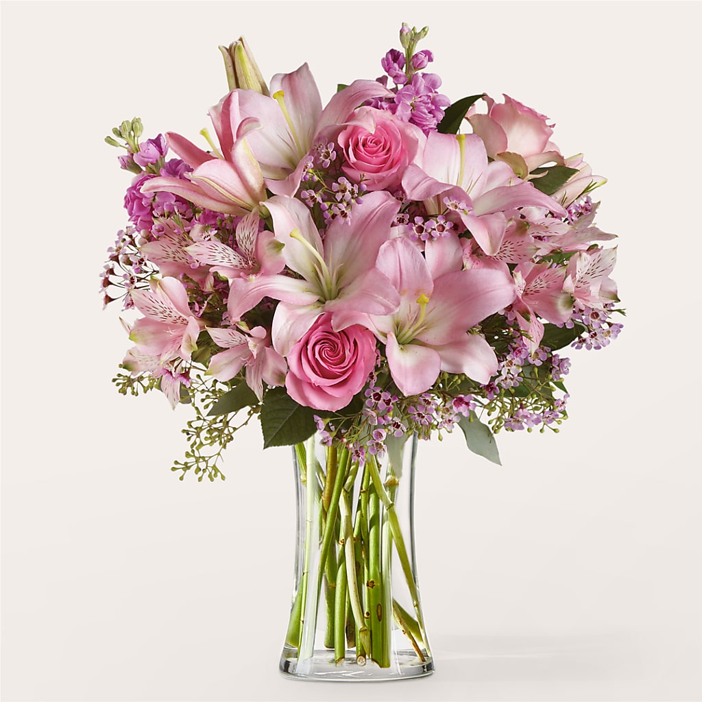 Gentle Gesture Bouquet – Talia Flowers, Ottawa ON