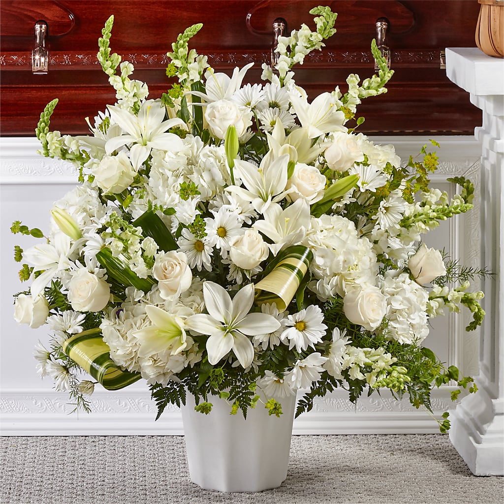 Thoughts of Tranquility Floor Basket – Talia Flowers, Ottawa ON