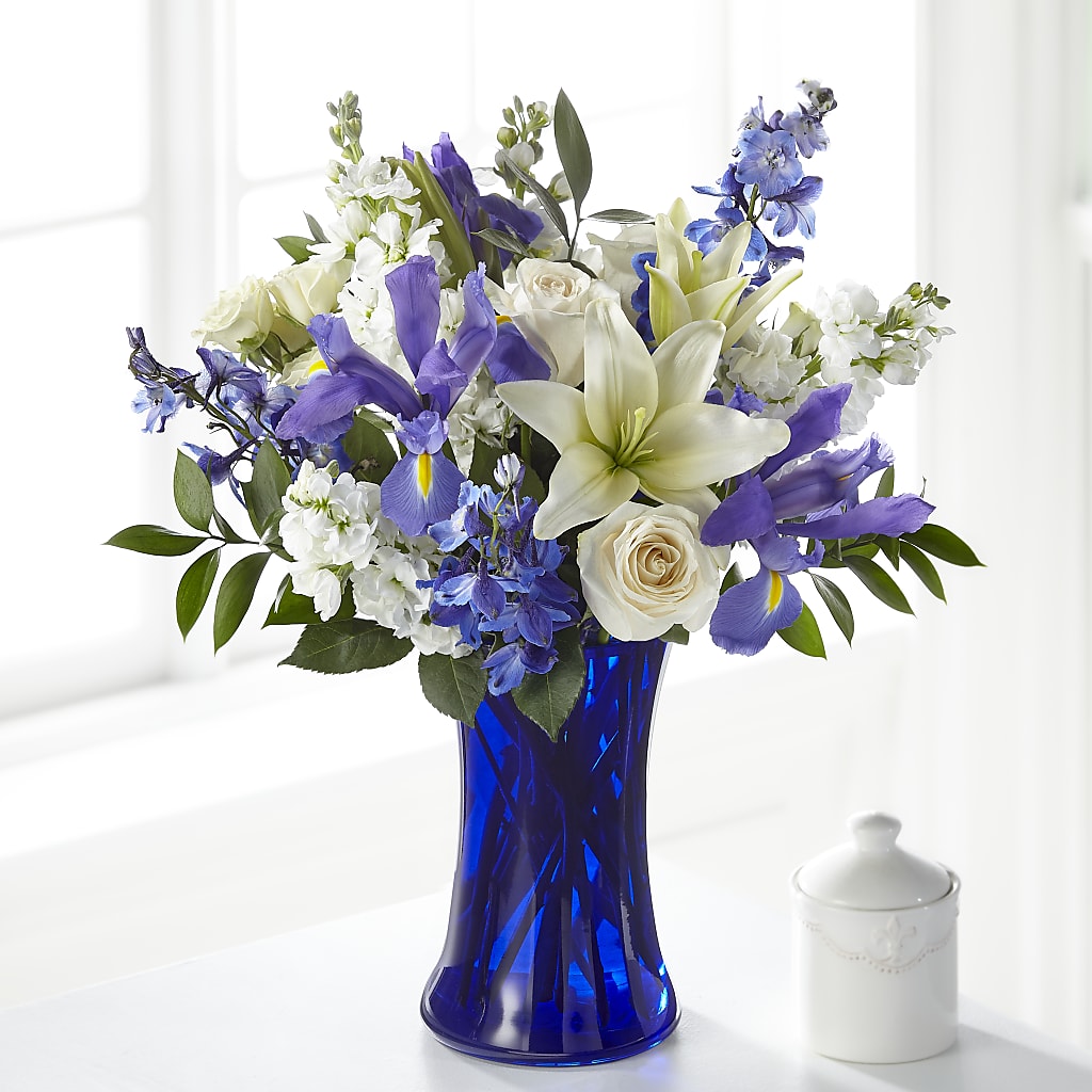 Calming Comfort Bouquet – Talia Flowers, Ottawa ON