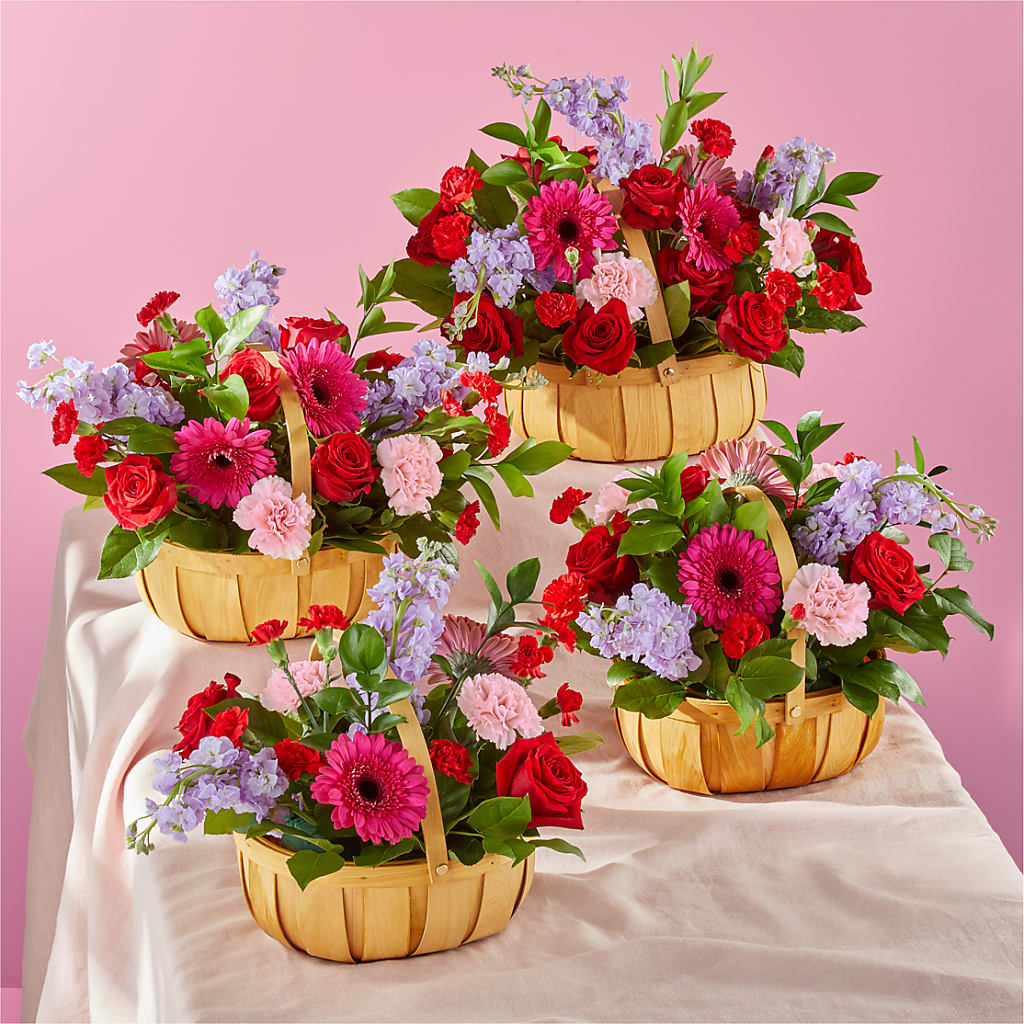Pink Picnic Basket – Talia Flowers, Ottawa ON