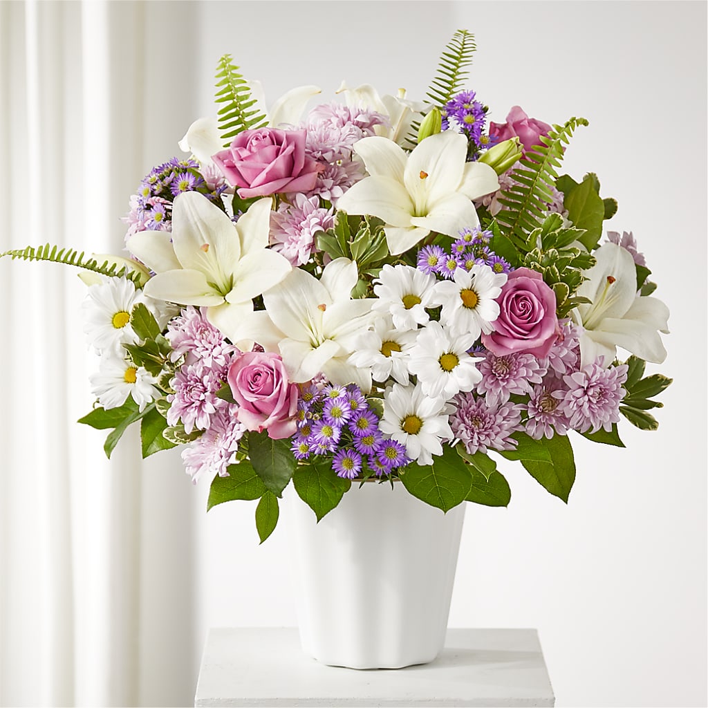 Warmest Thoughts Tabletop Basket – Talia Flowers, Ottawa ON