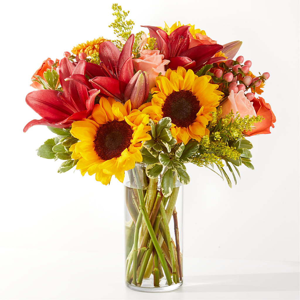 Acorn Lane Bouquet – Talia Flowers, Ottawa ON