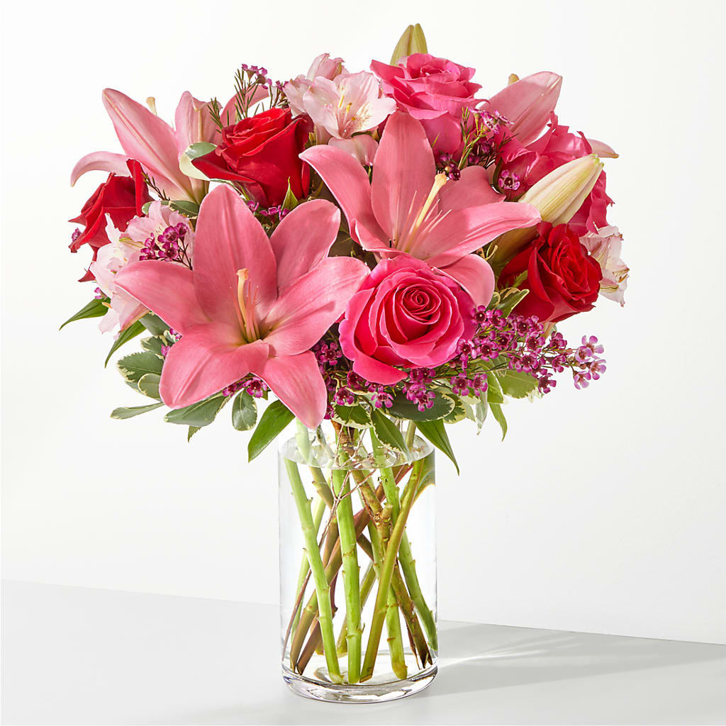 Lucky in Love Bouquet – Talia Flowers, Ottawa ON