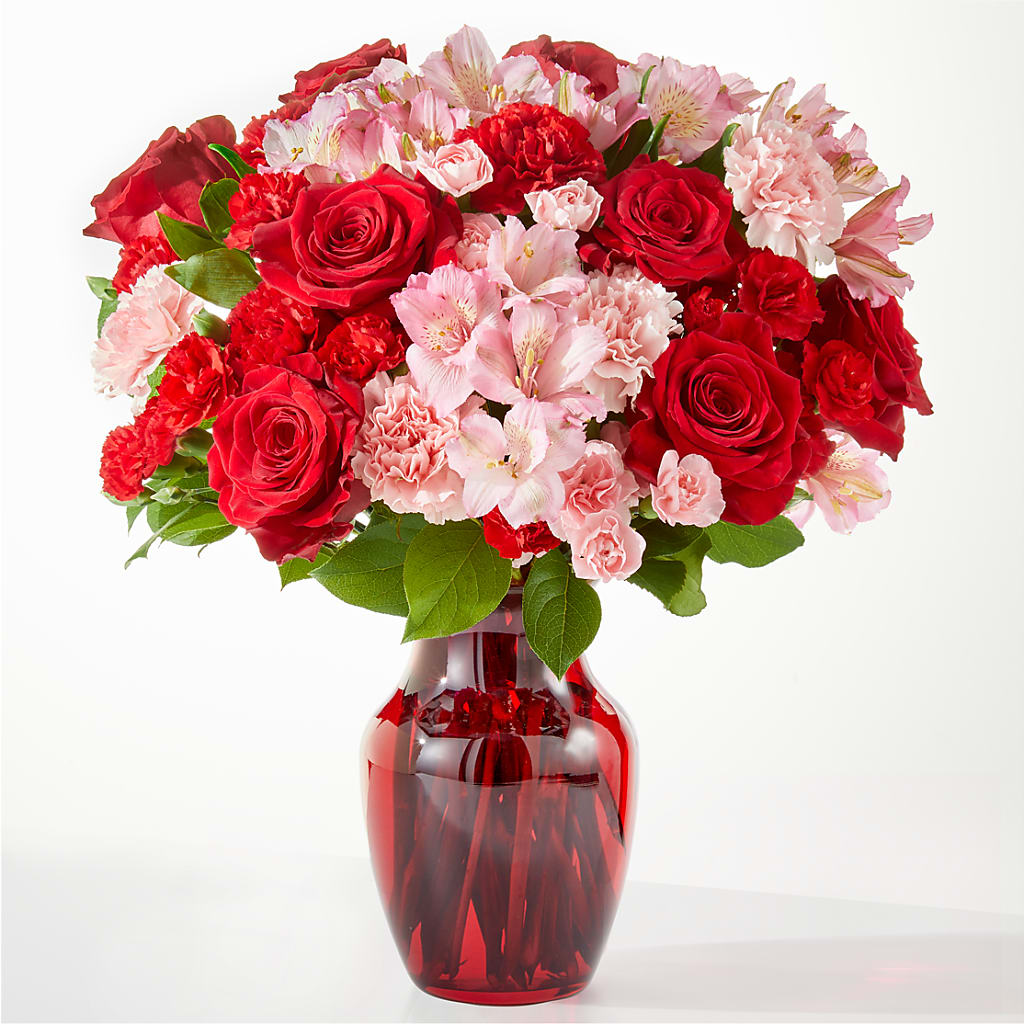 Candy Kisses Bouquet – Talia Flowers, Ottawa ON