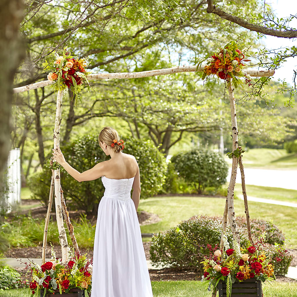 Arbor of Love Archway – Talia Flowers, Ottawa ON