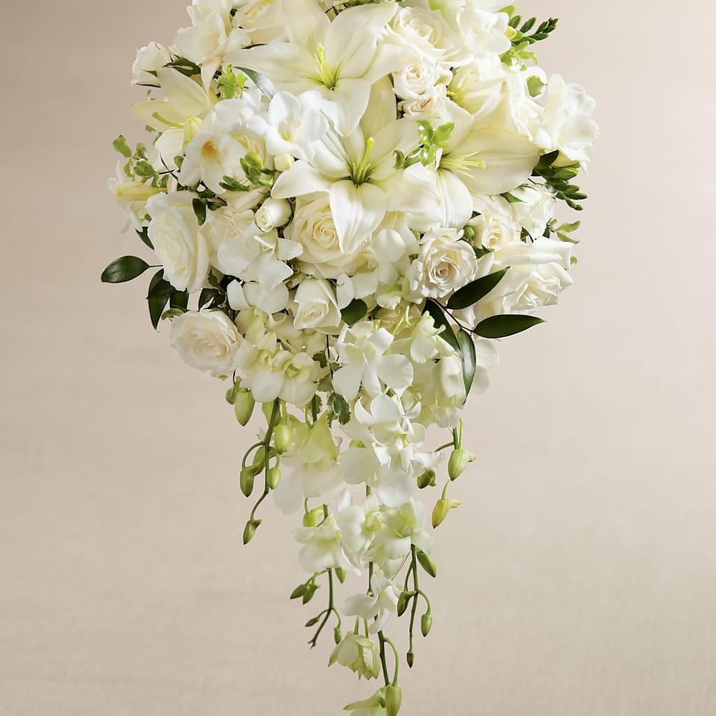 White Wonders Bouquet – Talia Flowers, Ottawa ON