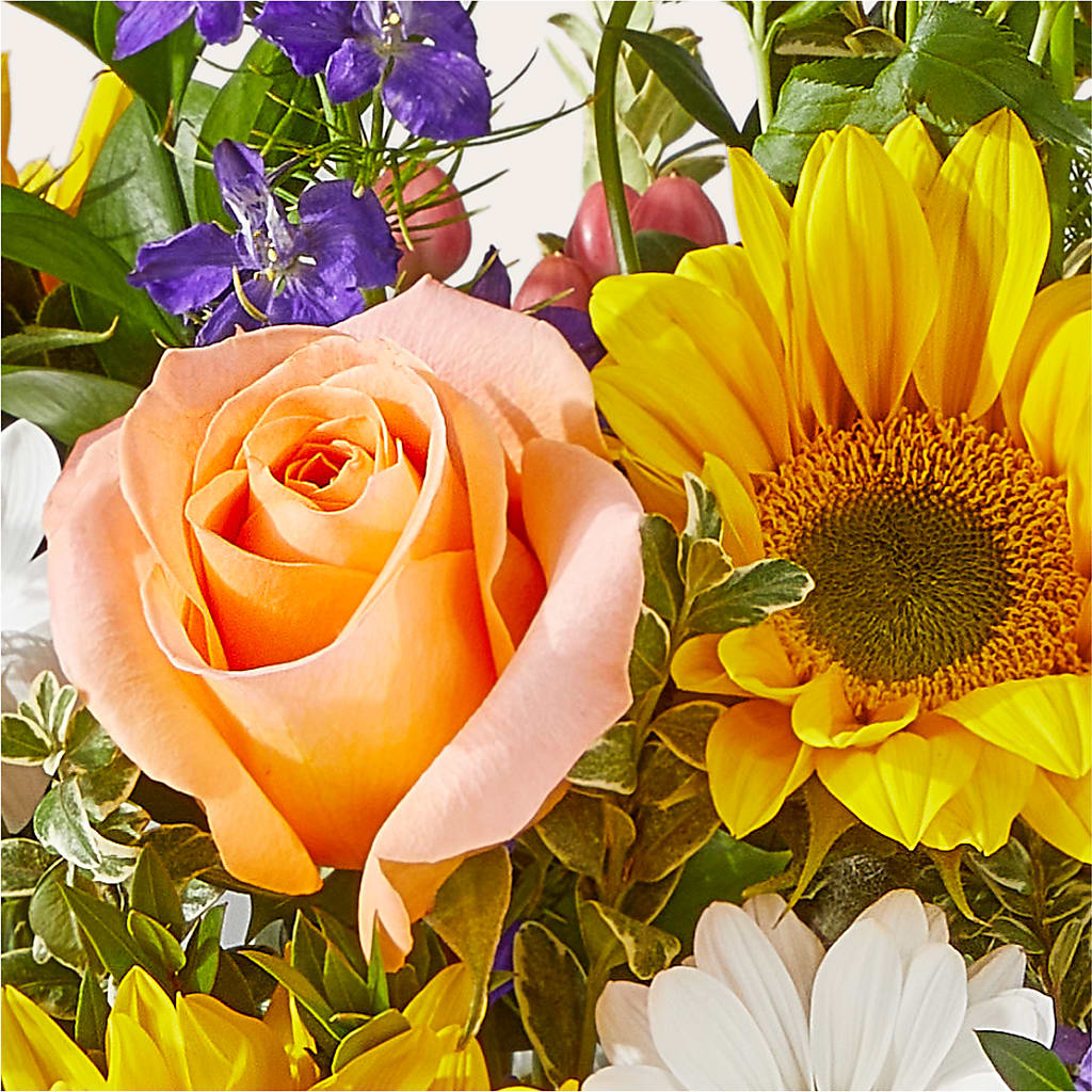 The Good Life Bouquet –  Talia Flowers, Ottawa ON