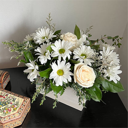 Fresh Linen Box Bouquet –  Talia Flowers, Ottawa ON