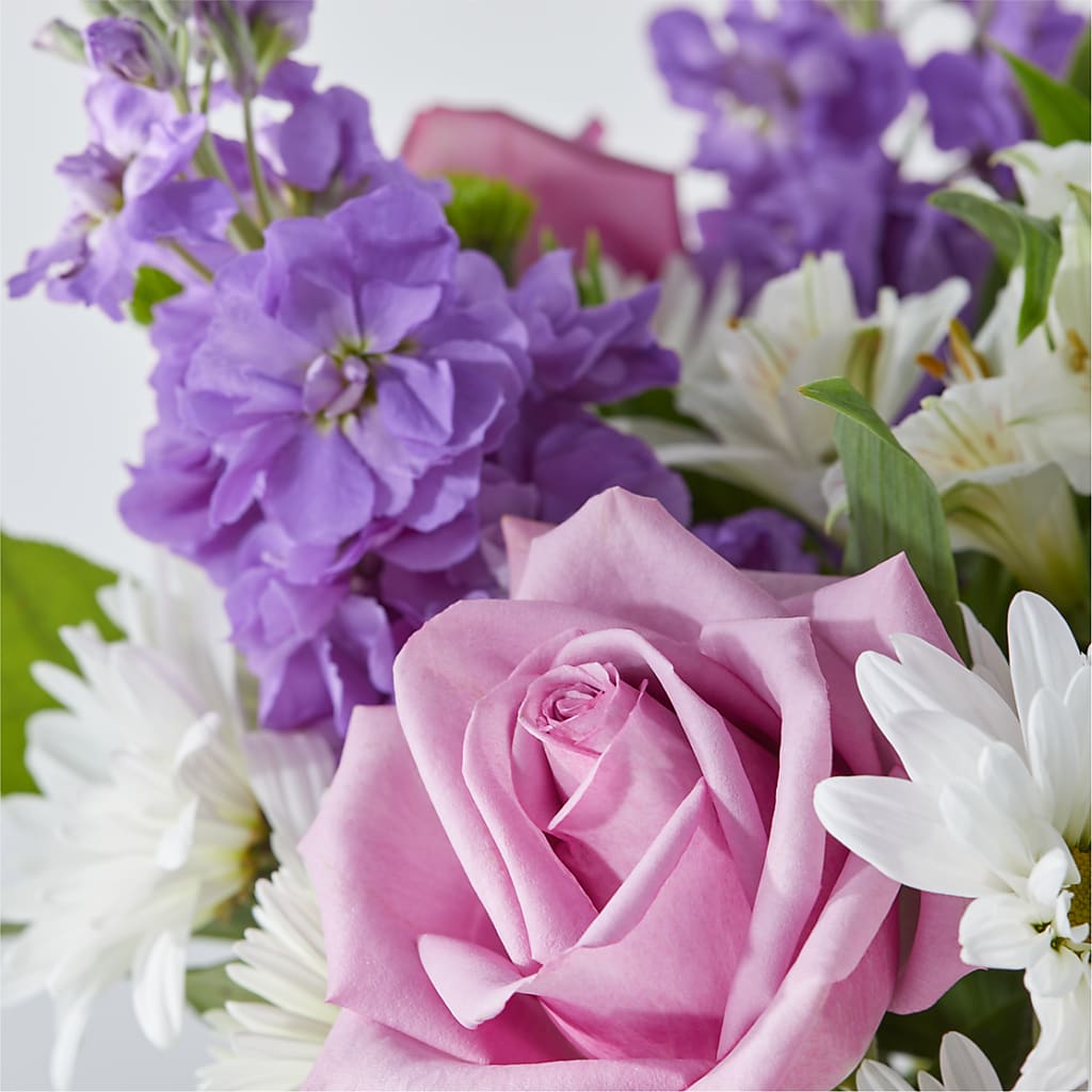 Garden of Peace Bouquet –  Talia Flowers, Ottawa ON