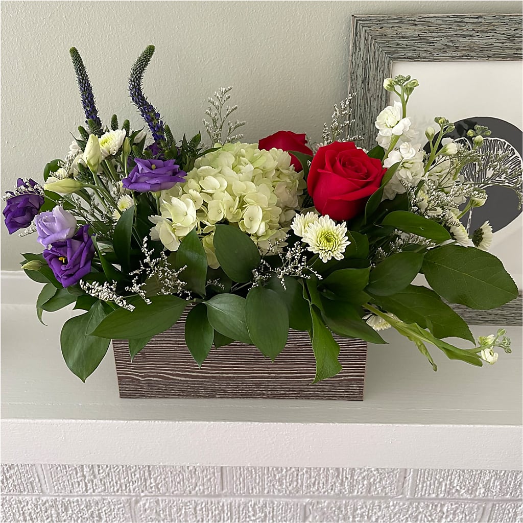 Sweet Magnolia Bouquet –  Talia Flowers, Ottawa ON