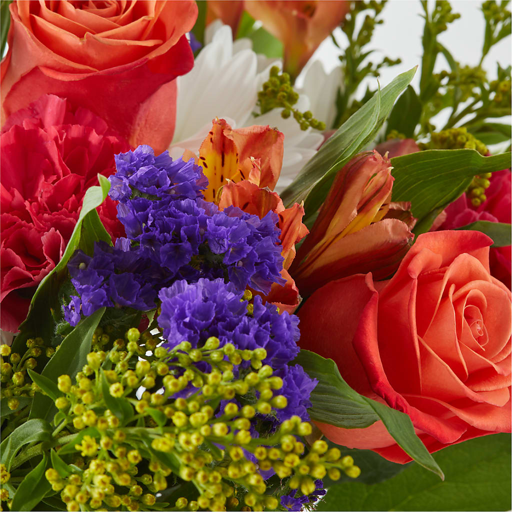 Oopsie Daisy Bouquet –  Talia Flowers, Ottawa ON