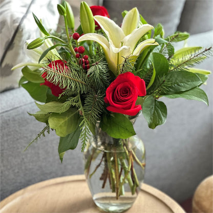 Sparkling Snowflakes Bouquet –  Talia Flowers, Ottawa ON