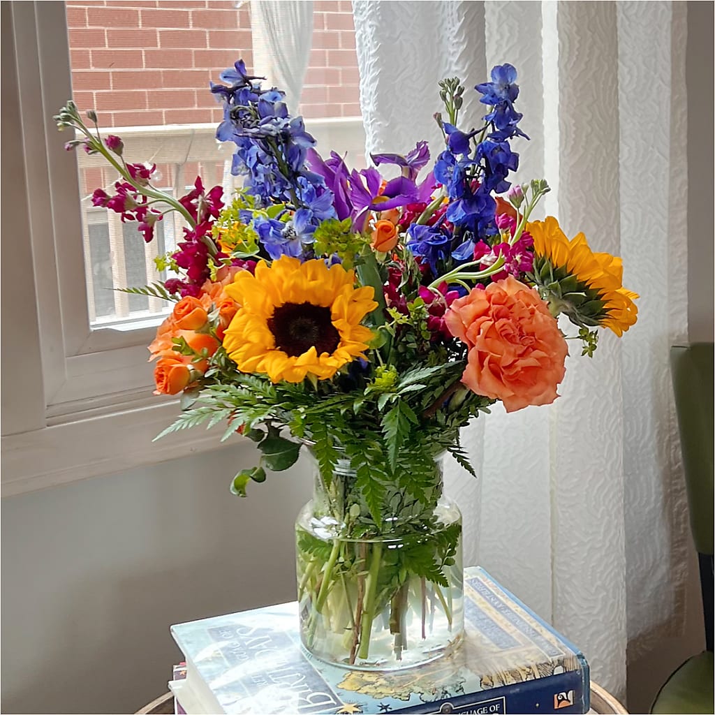 Rays of Life Bouquet –  Talia Flowers, Ottawa ON