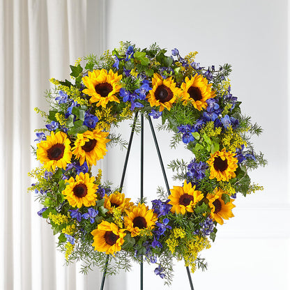 Bright Rays Wreath –  Talia Flowers, Ottawa ON
