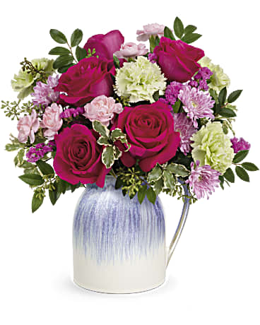 Teleflora's Spring In The Countryside Bouquet