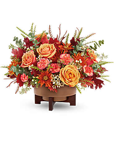 Teleflora's Modern Copper Centerpiece
