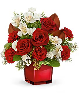 Teleflora's Scarlet Splendor Bouquet