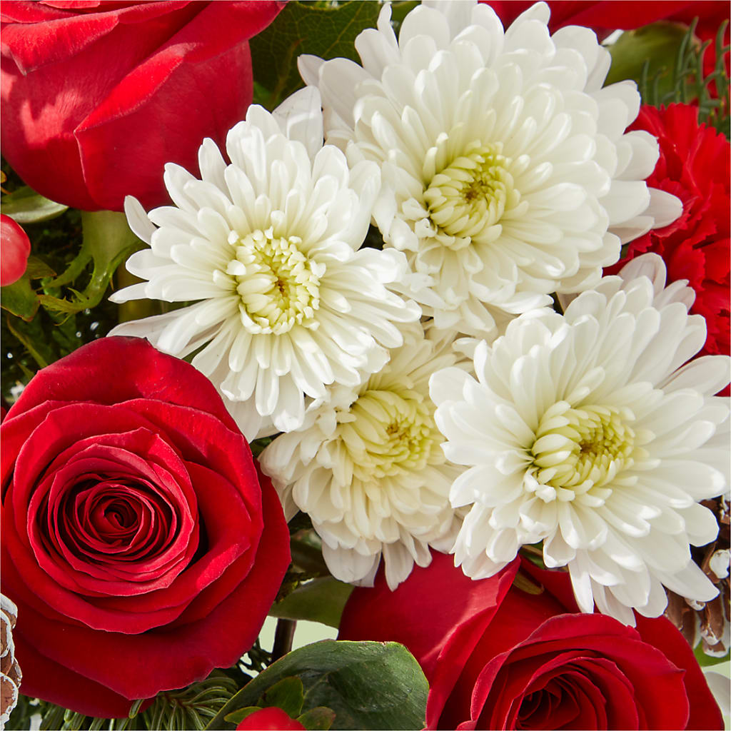 Snow Angel Bouquet –  Talia Flowers, Ottawa ON