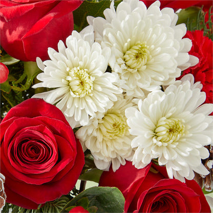 Snow Angel Bouquet –  Talia Flowers, Ottawa ON