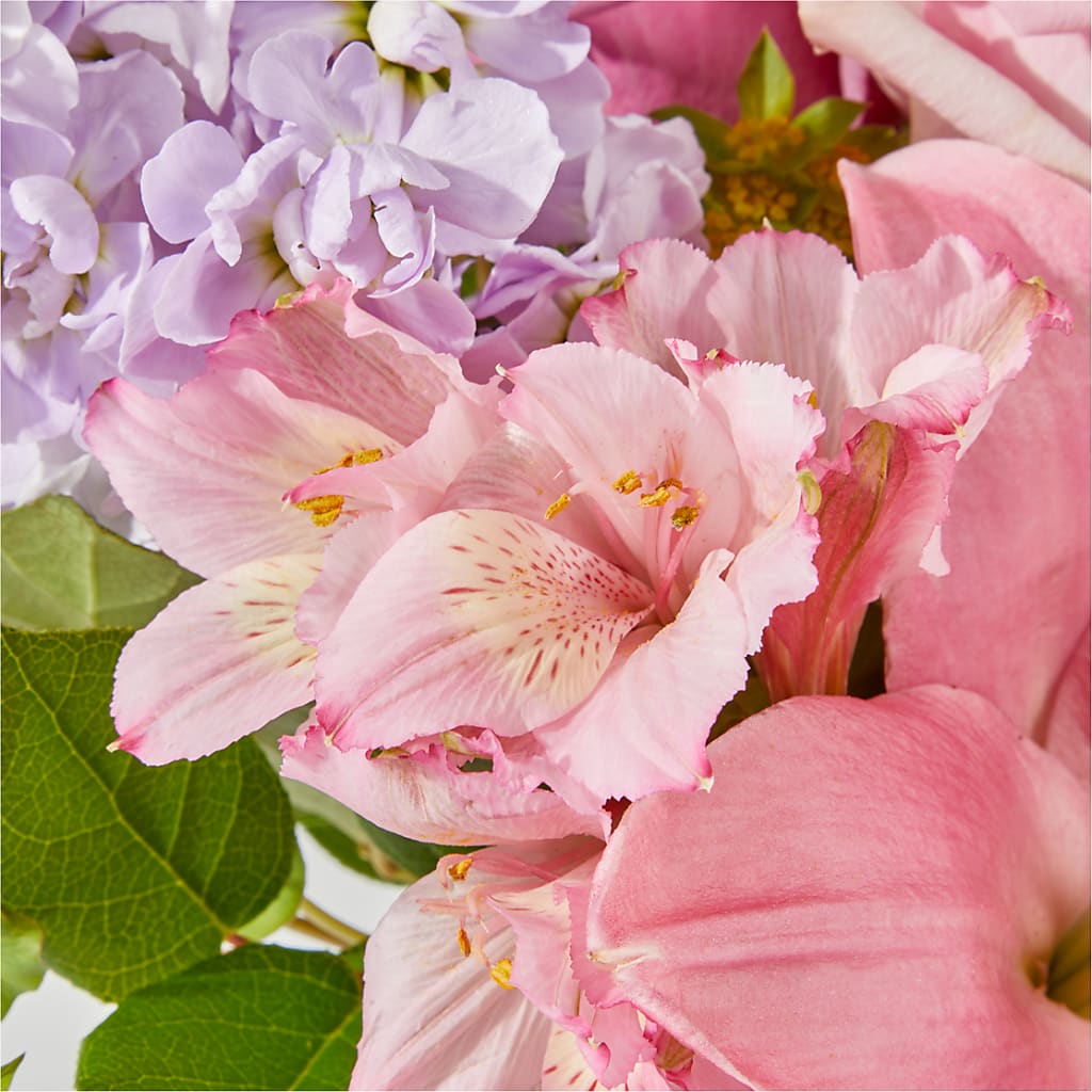 The Crown Jewel Bouquet –  Talia Flowers, Ottawa ON