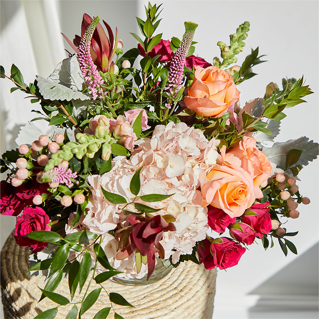 Glitz & Glam Bouquet –  Talia Flowers, Ottawa ON